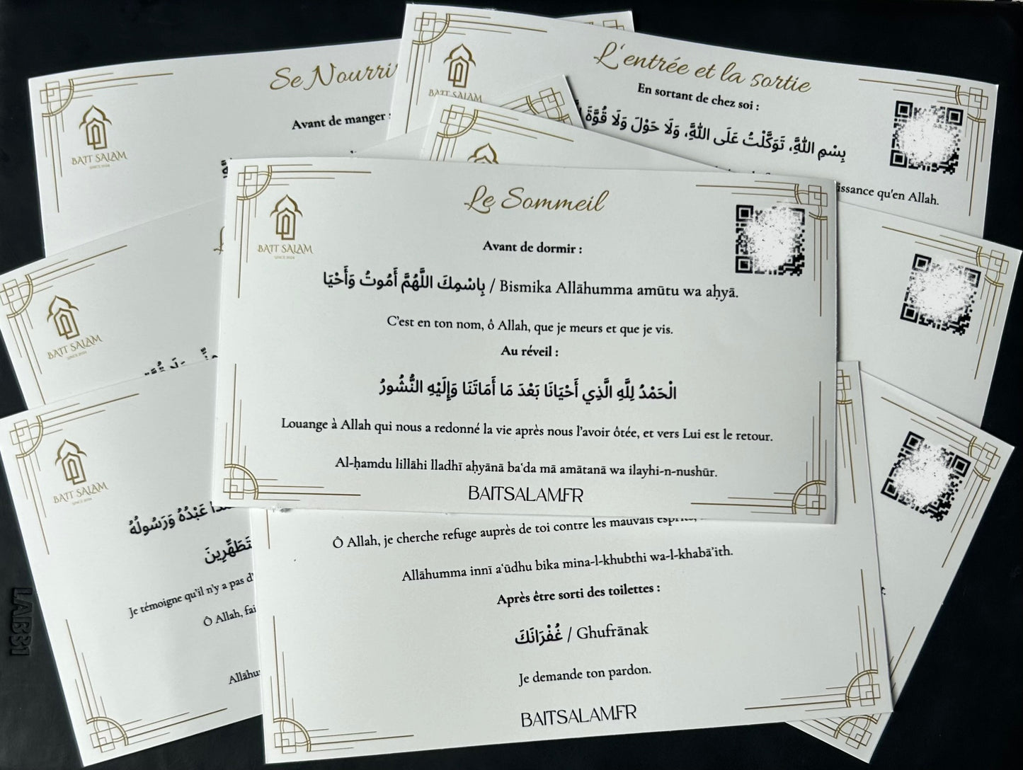 Lot de 8 stickers d’invocation avec QR Code en fond blanc