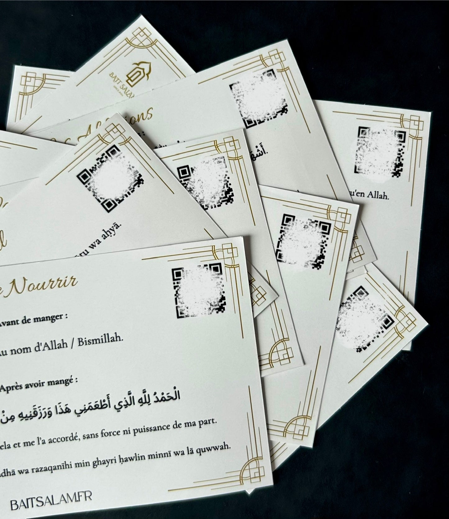 Lot de 8 stickers d’invocation avec QR Code en fond blanc